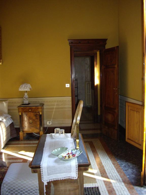 Villa Benni B&B Bologna Rum bild